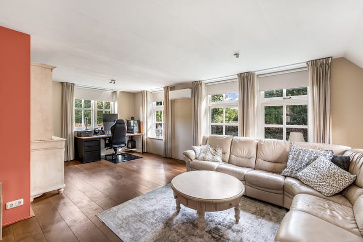 Foto 6 van de Stringen 27