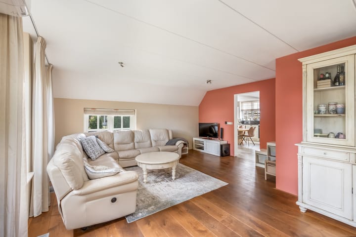 Foto 9 van de Stringen 27