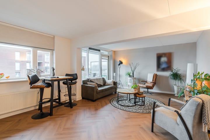 Foto 2 van Dampkring 73