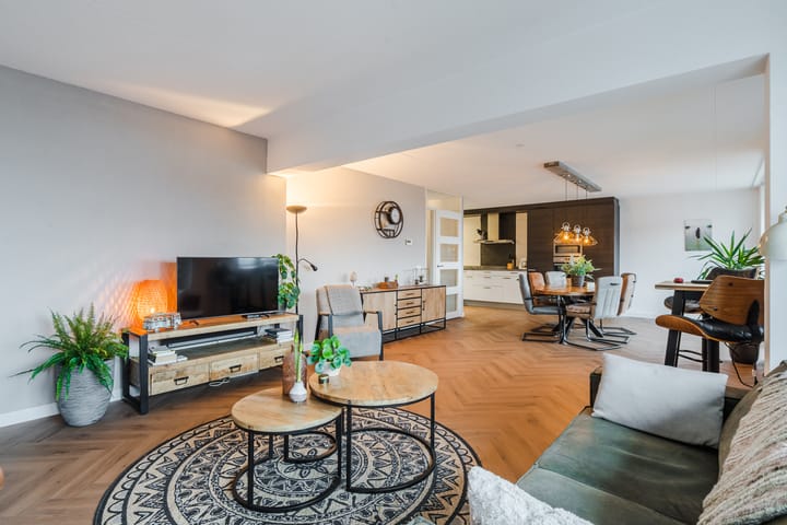 Foto 12 van Dampkring 73