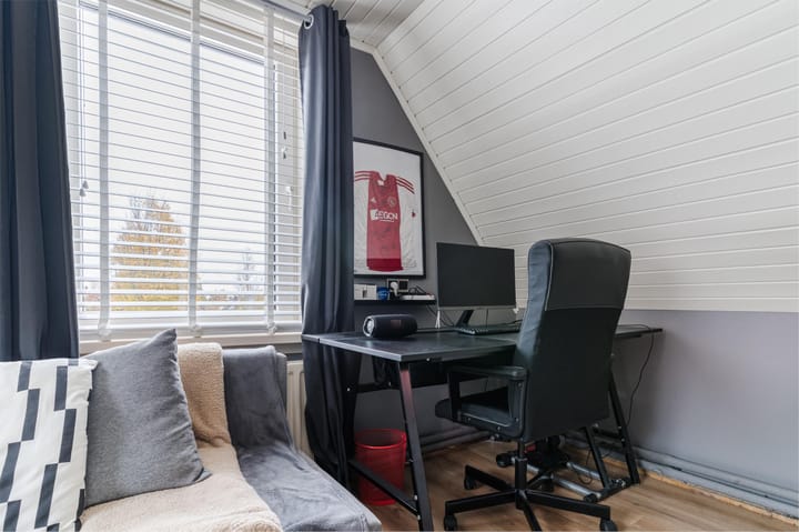 Photo 31 of Hoofdstraat 70