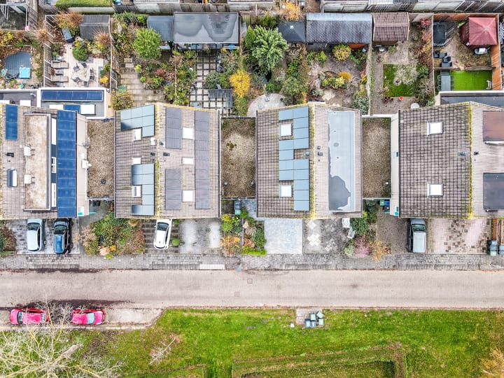 Photo 30 of Petuniastraat 13