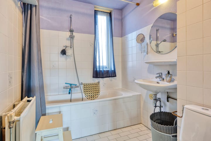 Photo 15 of Anna Bijnsstraat 3