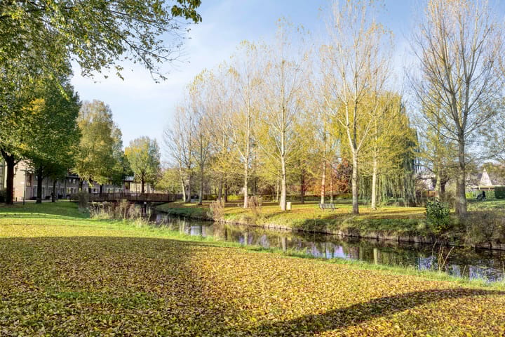 Photo 37 of Anna Bijnsstraat 3