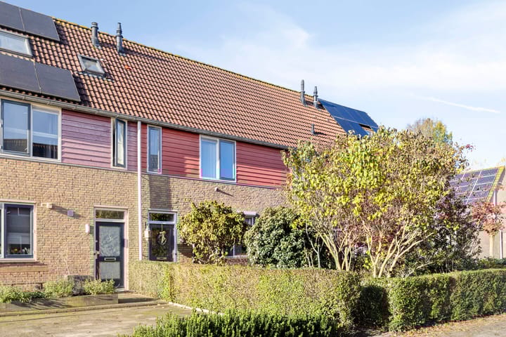 Photo 38 of Anna Bijnsstraat 3