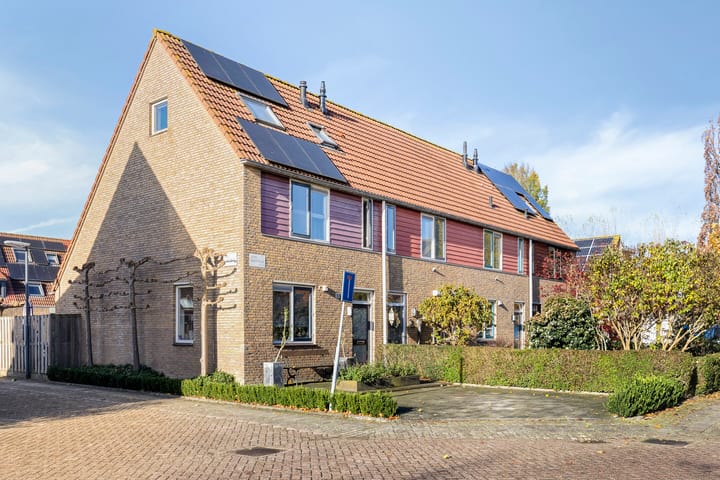 Photo 39 of Anna Bijnsstraat 3