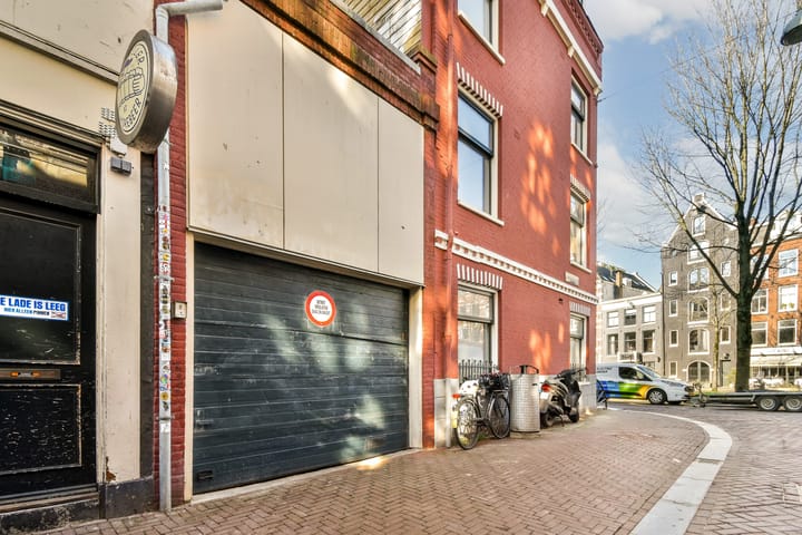 Lange Leidsedwarsstraat 2