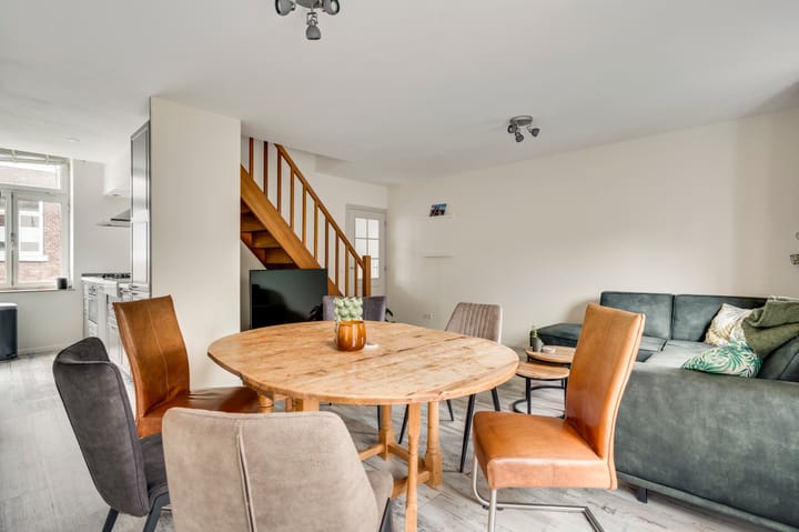 Photo 4 of Schoolstraat 2-A