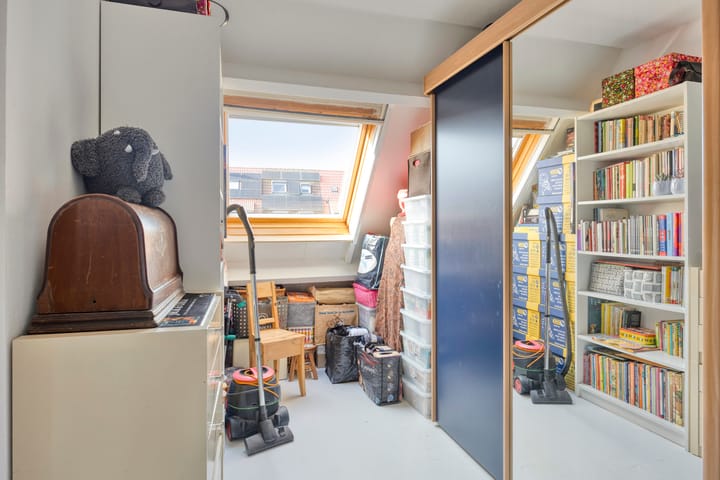 Photo 17 of Anna Bijnsstraat 3