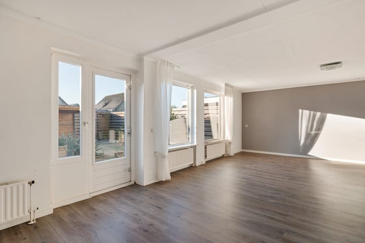 Photo 12 of Eidereend 65