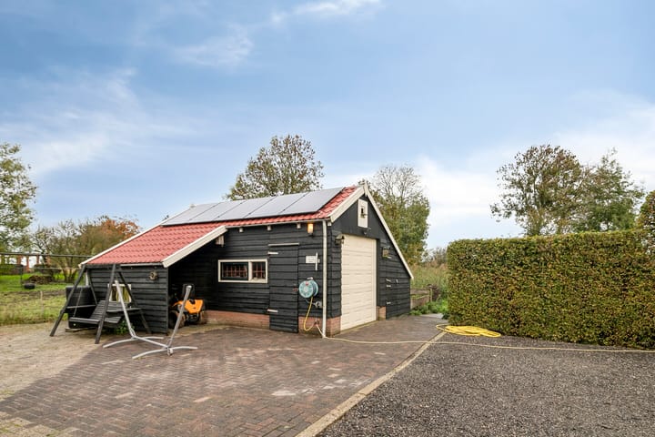 Photo 49 of Kerkbuurt 2