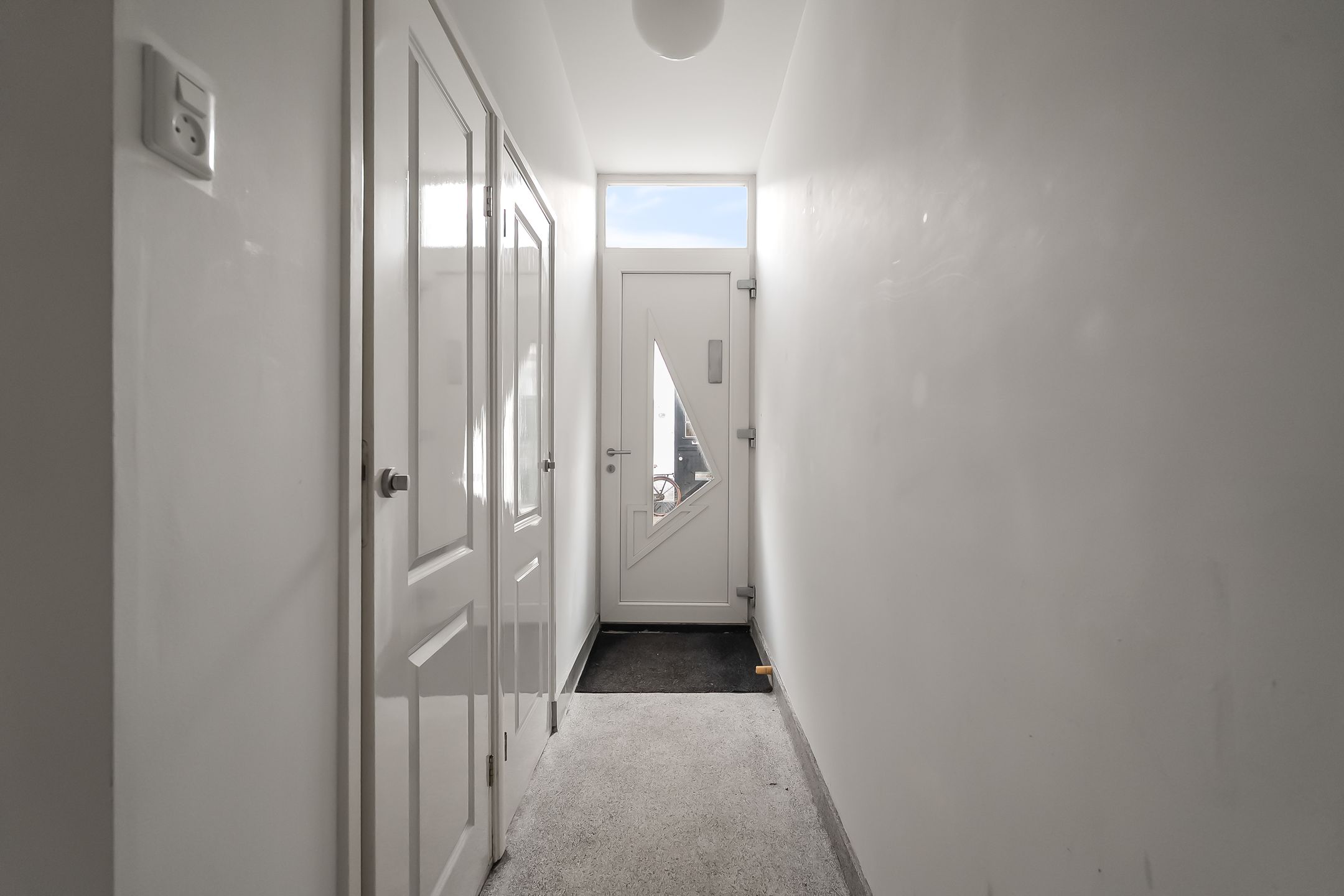 Photo 3 of Emmastraat 25