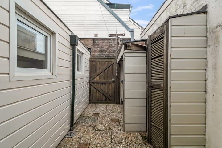 Photo 16 of Emmastraat 25