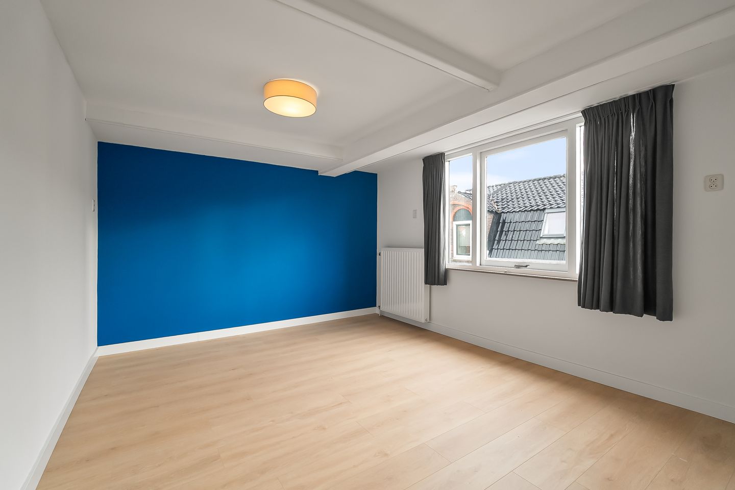 Photo 19 of Emmastraat 25