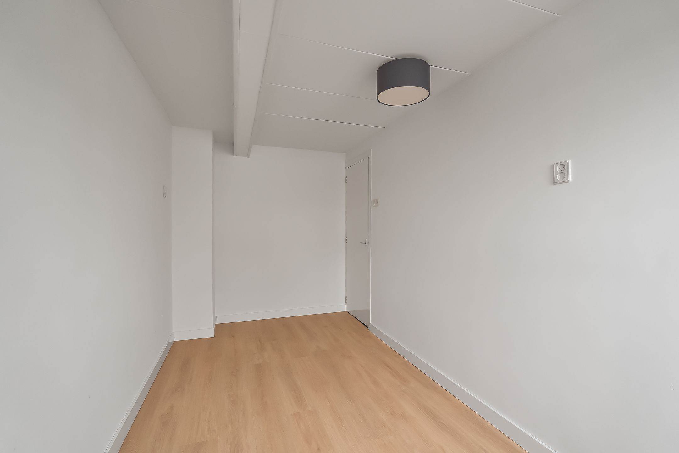 Photo 24 of Emmastraat 25