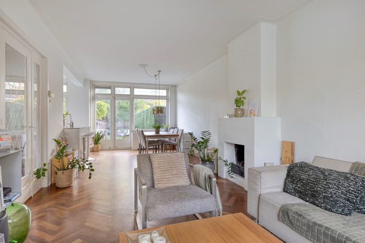 Photo 3 of Burgemeester Le Fèvre de Montignylaan 171