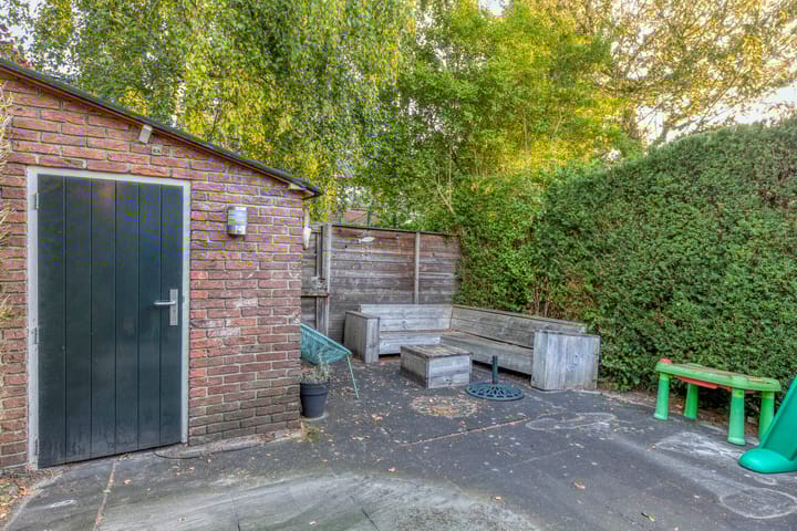 Photo 38 of Burgemeester Le Fèvre de Montignylaan 171