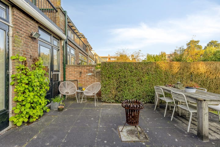 Photo 40 of Burgemeester Le Fèvre de Montignylaan 171