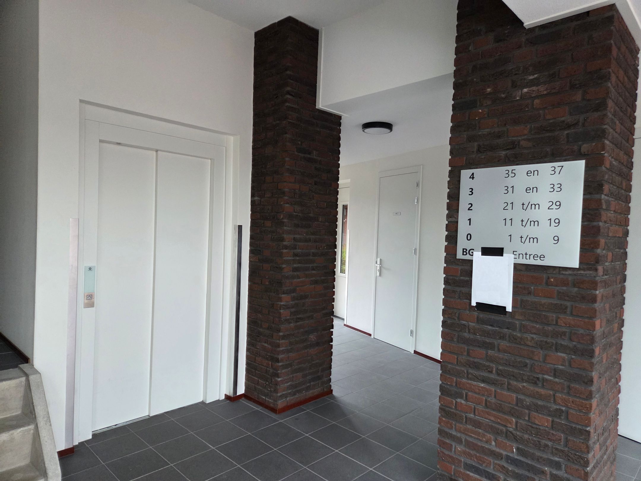 Photo 3 of De Kota Baroestraat 25