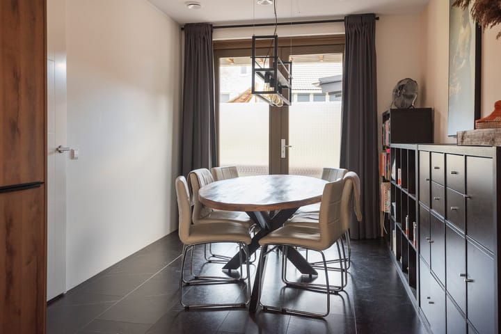 Photo 16 of Cornelis van Vugtstraat 15