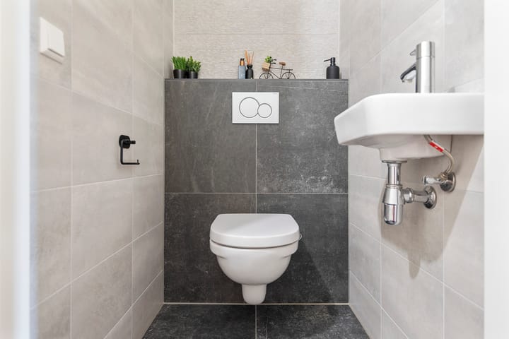 Photo 17 of Cornelis van Vugtstraat 15