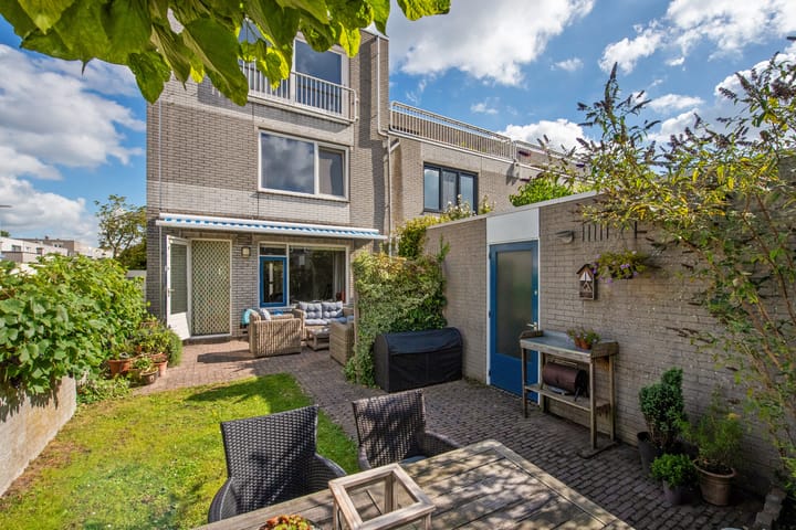 Foto 11 van Meloengeel 1