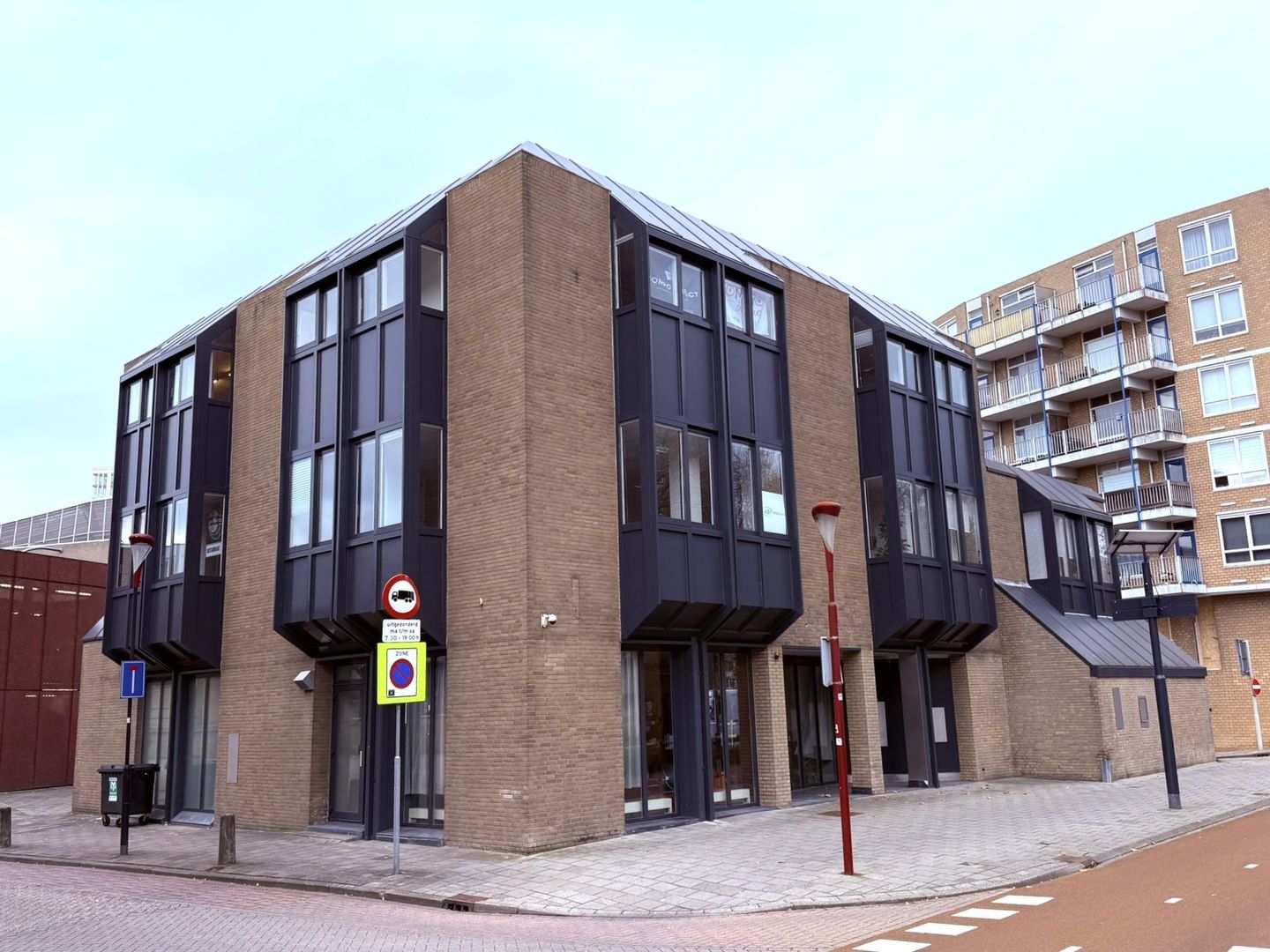 View photo 3 of Bankstede 1