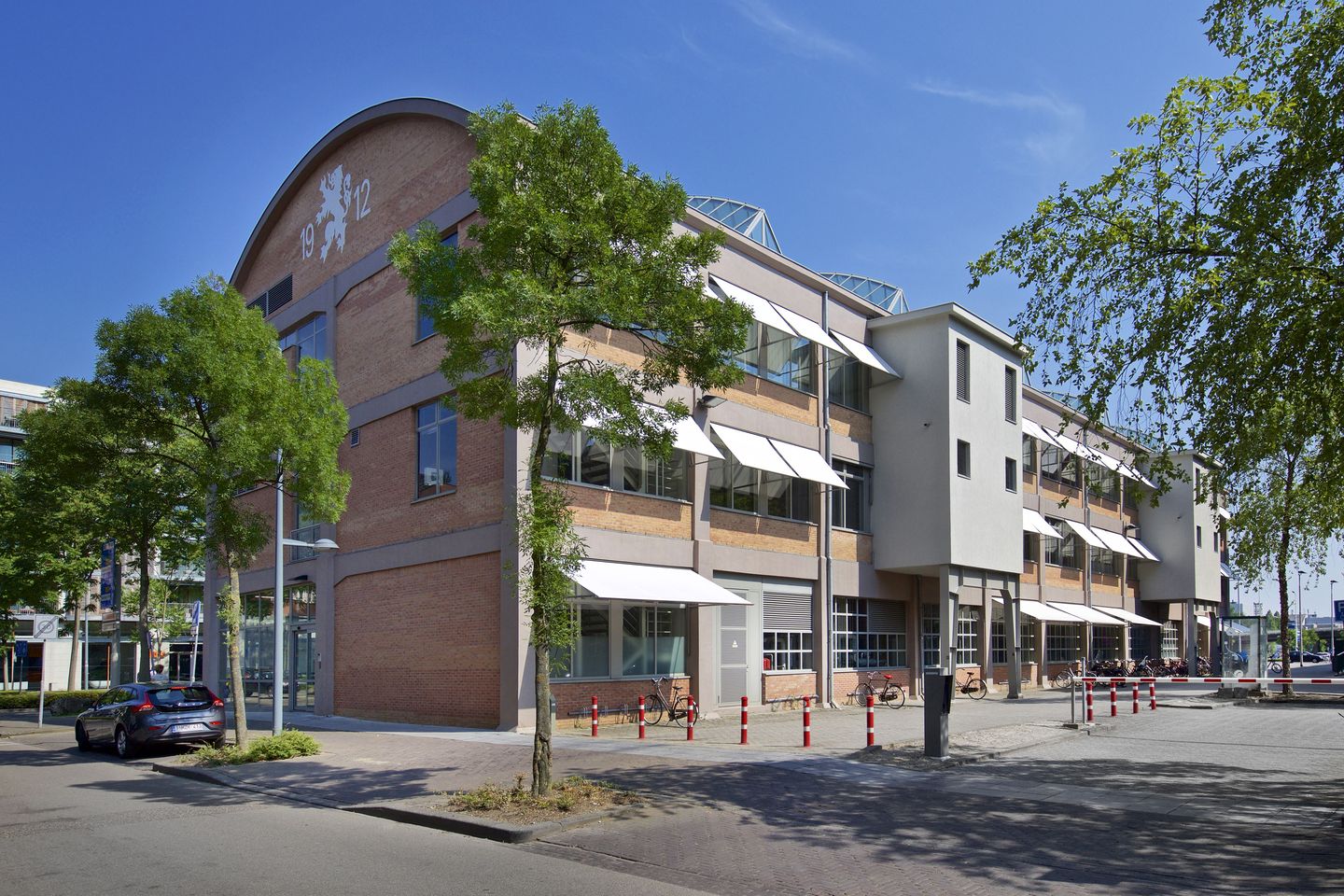 Bekijk foto 1 van Avenue Ceramique 220