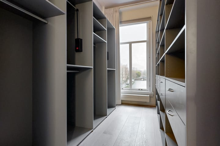 Photo 29 of Korenmarkt 15