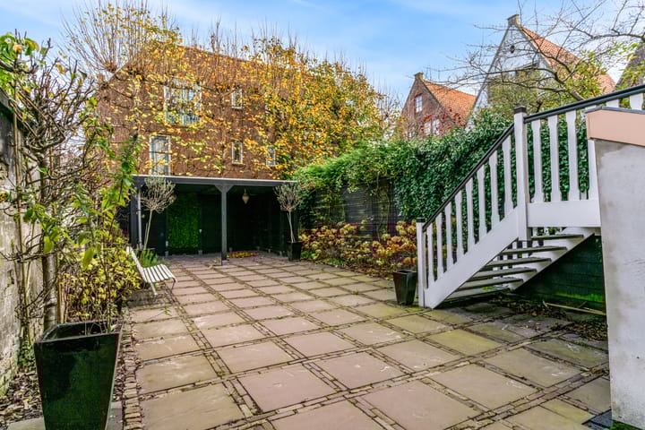 Photo 49 of Korenmarkt 15