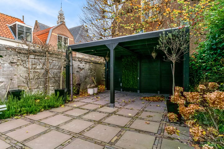 Photo 50 of Korenmarkt 15