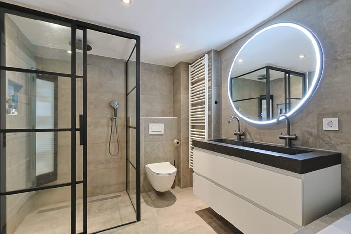 Photo 32 of Willemstraat 34