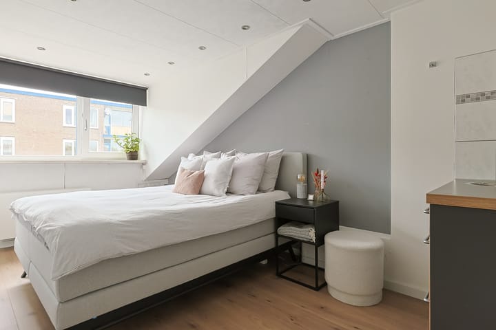 Photo 42 of Willemstraat 34