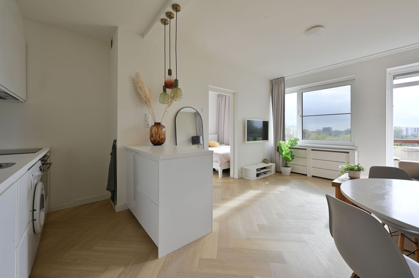 Foto 5 van Van Nijenrodeweg 572