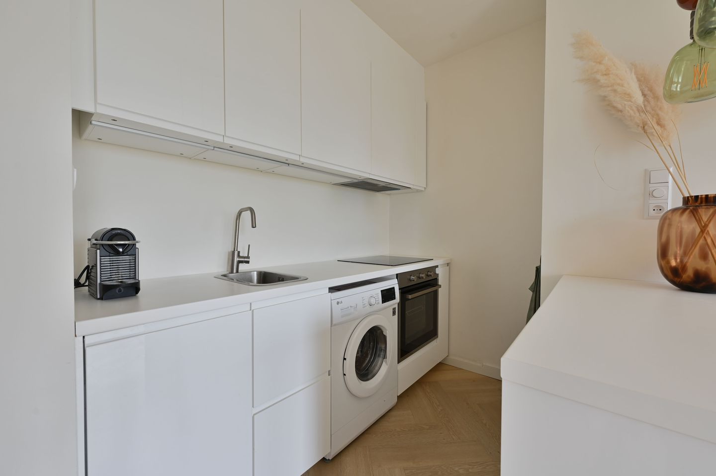 Foto 4 van Van Nijenrodeweg 572