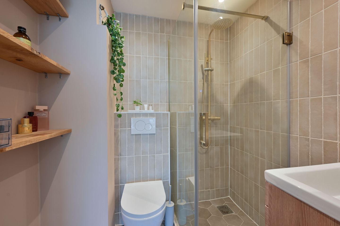 Foto 10 van Van Nijenrodeweg 572