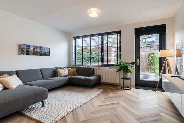 Photo 21 of Eelkje Timmengastraat 12