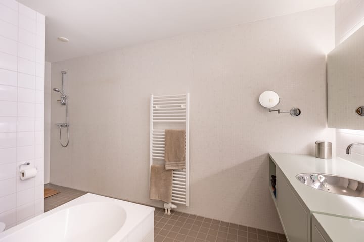 Photo 21 of Bogortuin 249