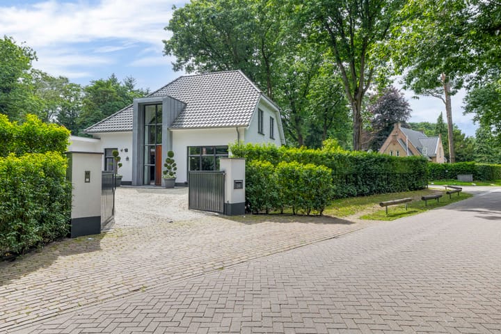 Photo 12 of Vossenlaan 24