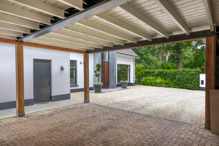 Photo 15 of Vossenlaan 24