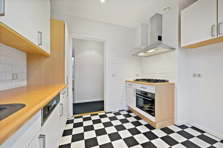 Photo 16 of Spreeuwenlaan 44