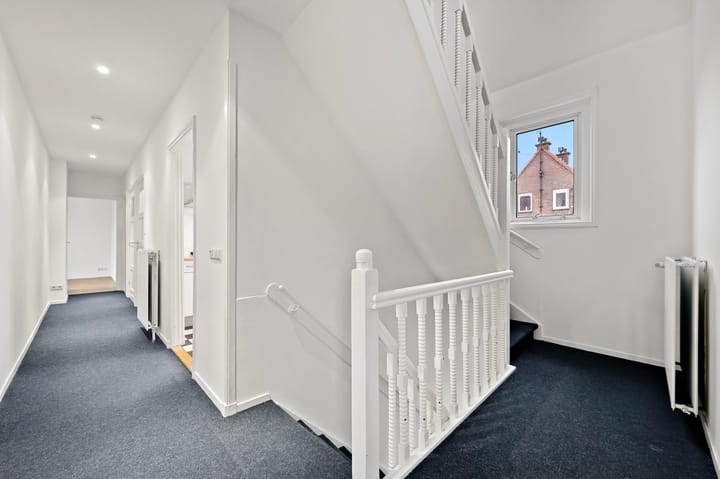 Photo 26 of Spreeuwenlaan 44