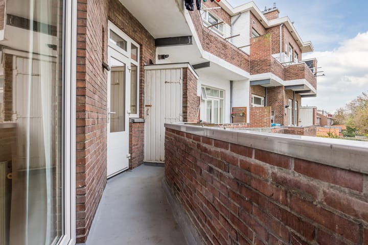 Photo 16 of Driebergenstraat 27