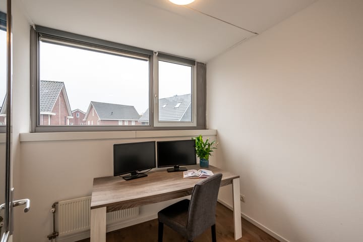 Photo 15 of Asboom 13