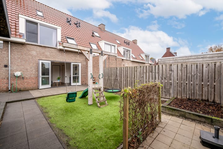 Photo 20 of Asboom 13