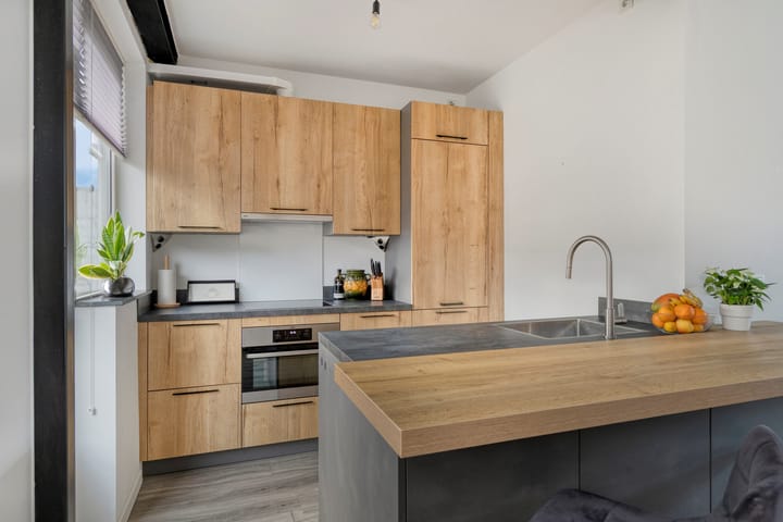 Foto 4 van Jhr. van de Wall Repelaerstraat 4