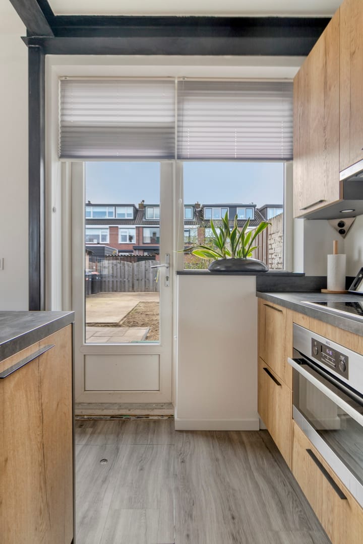 Foto 14 van Jhr. van de Wall Repelaerstraat 4