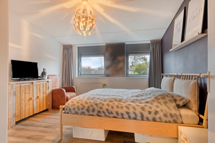 Foto 20 van Waterhoen 13