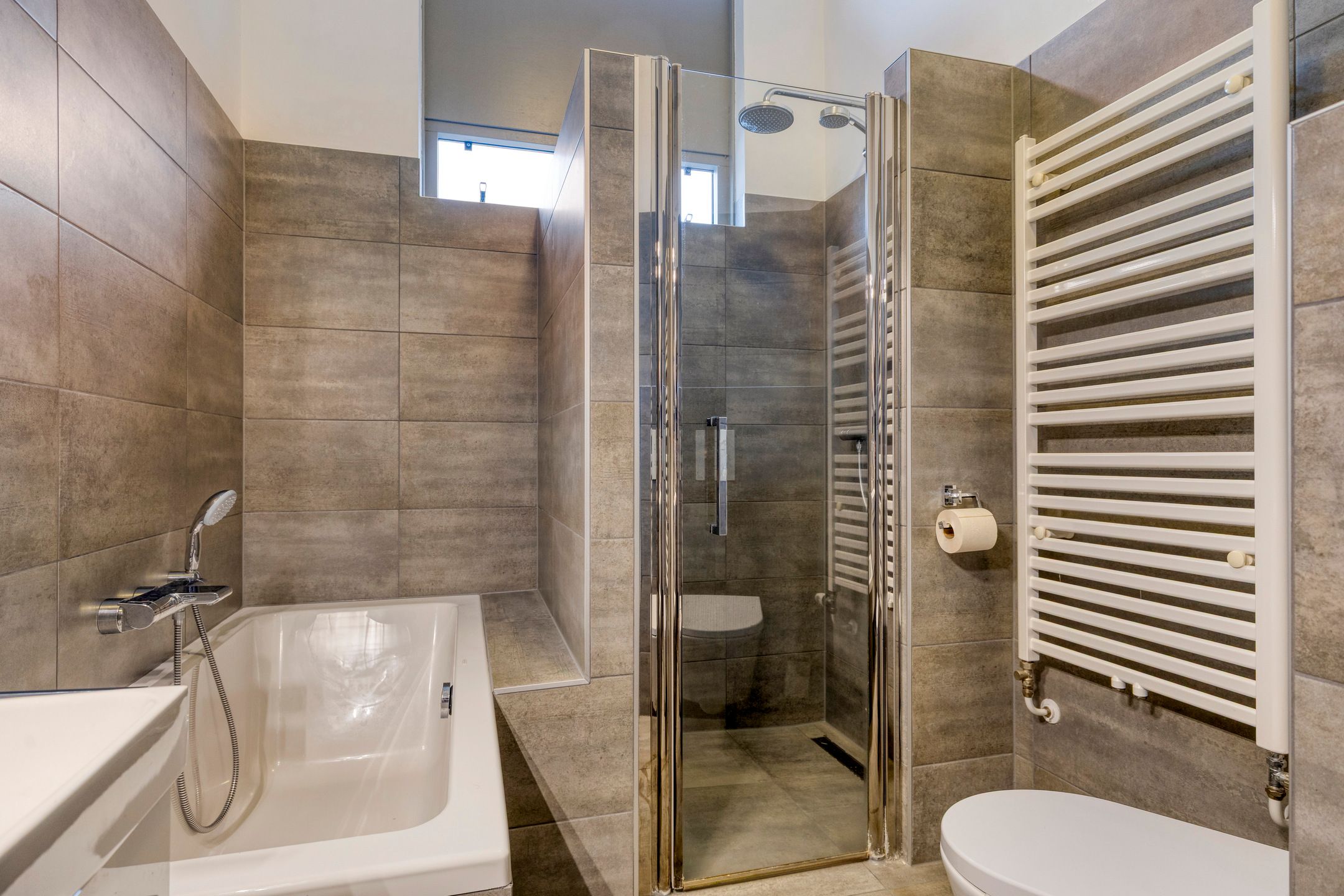 Photo 24 of Waterhoen 13