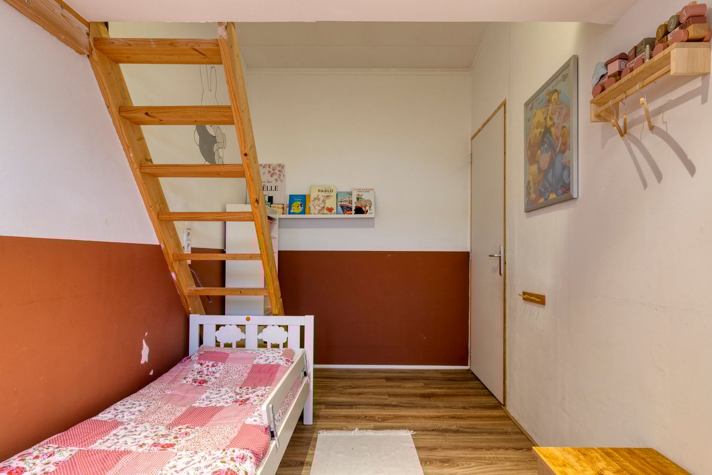 Photo 29 of Waterhoen 13